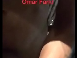 Omarfaridmx... Chacal vergero, se pajea y saca leche antes de la ducha